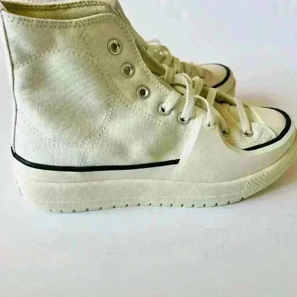 NEW! Converse Chuck Taylor All Star Construct Sneaker - Picture 7 of 7